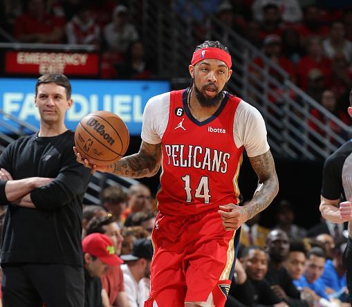 破对方防线 破对方防线