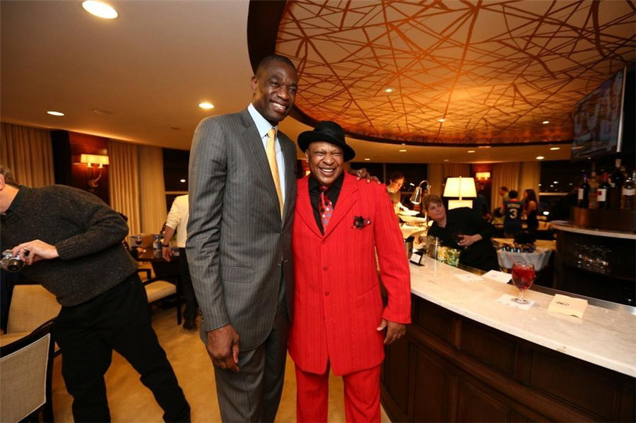 西的比赛中 西的比赛中